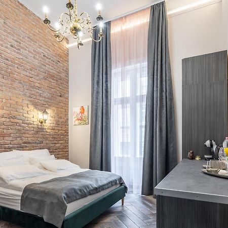 Luxurious Apartment 2Min Walk To Basilica Budapest Bagian luar foto