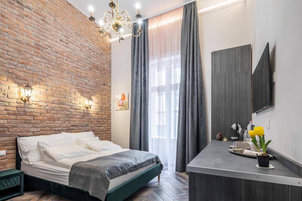 Luxurious Apartment 2Min Walk To Basilica Budapest Bagian luar foto
