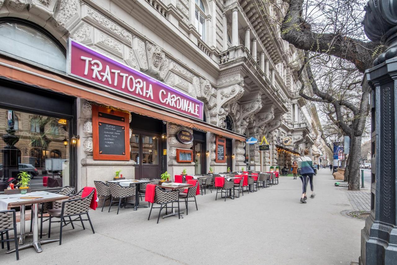 Luxurious Apartment 2Min Walk To Basilica Budapest Bagian luar foto